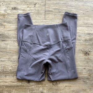 Athleta Salutation Stash Pocket II 7/8 Leggings XS Purple Lavender